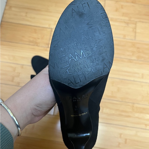 Amalfi Black Booties by Rangoni size 7 - Picture 2 of 6